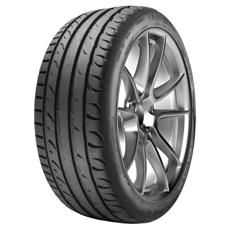 215-55 R17 98 W Taurus Ultra High Performance
