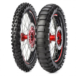 140-80 R18 70 R Metzeler Karoo Extreme